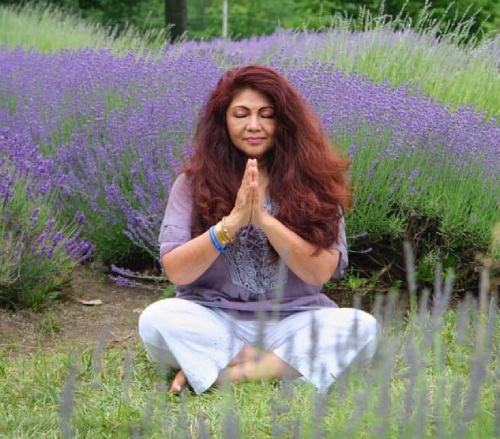 Tere Meditating